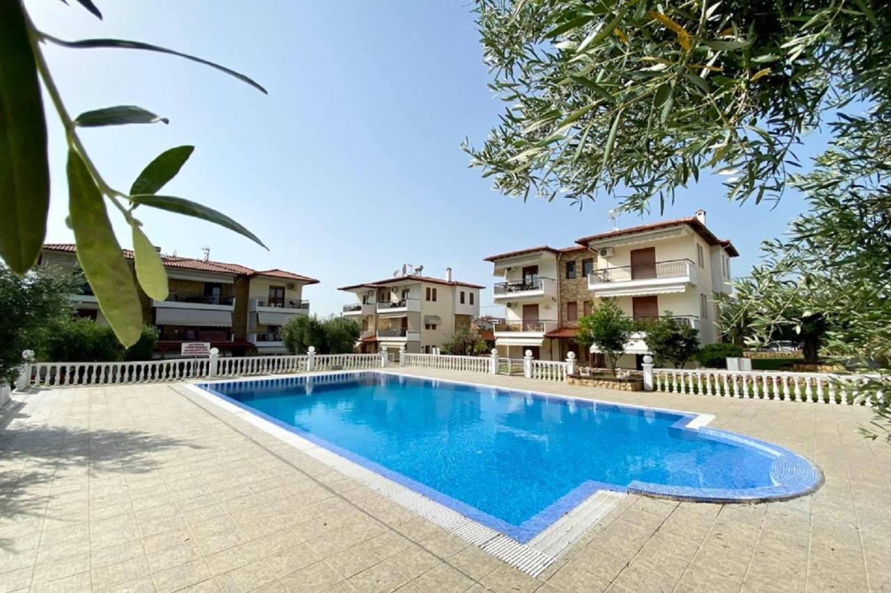 Vladi Guest House Gerakini Sithonia Luaran gambar