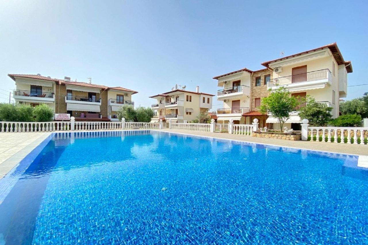 Vladi Guest House Gerakini Sithonia Luaran gambar