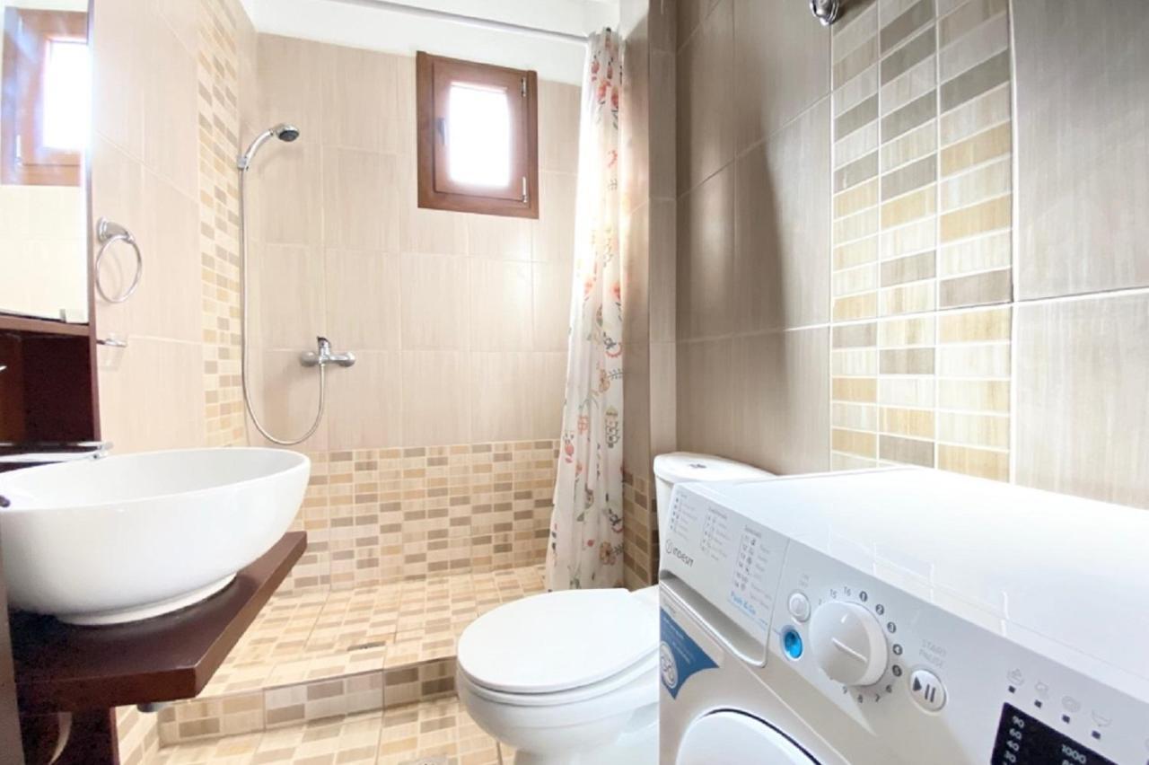 Vladi Guest House Gerakini Sithonia Luaran gambar
