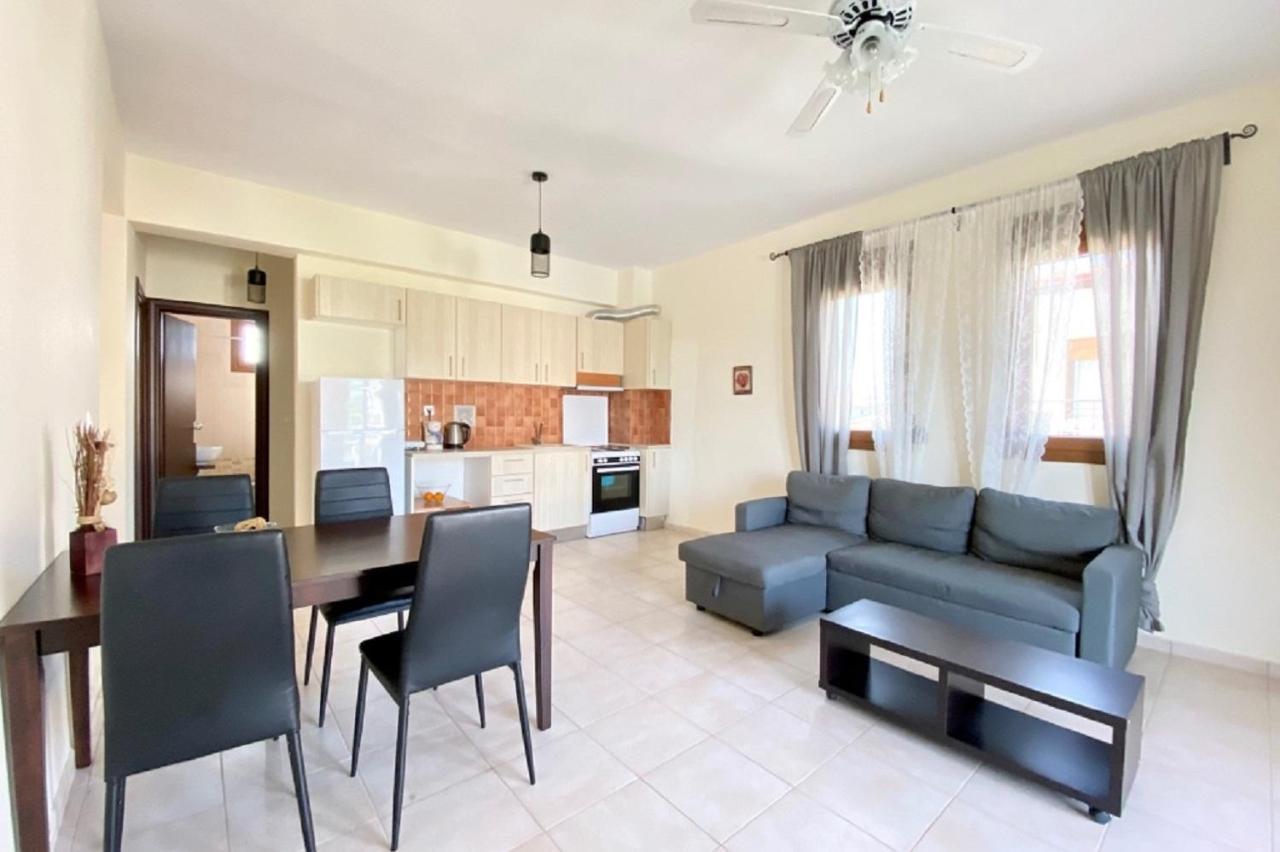 Vladi Guest House Gerakini Sithonia Luaran gambar
